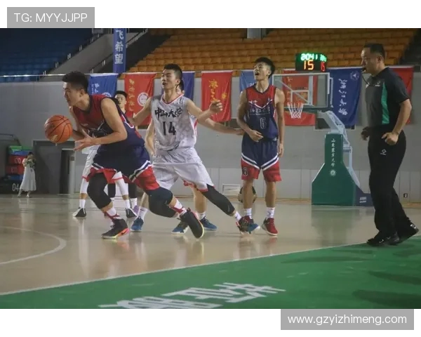 重庆篮球队选拔赛特别报道:从艰辛起步到辉煌成就的突破之路